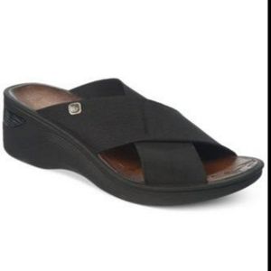 B ZEES Fabric  Upper  Sandals Size 10M.